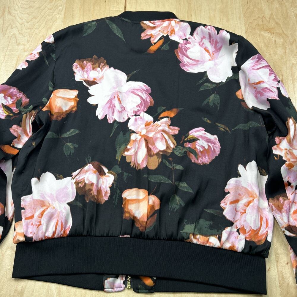 Jennifer Lopez Floral Bomber Jacket Black Pink Roses Zip Up Womens M Gold Zipper - Picture 12 of 12